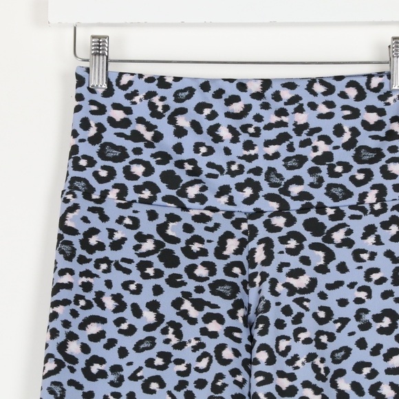 Onzie High Waisted Cheetah Leggings - Picture 3 of 8